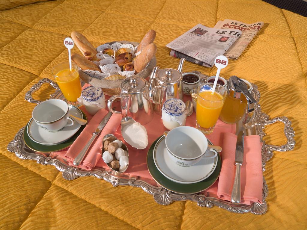 Hotellerie Du Bas-Breau Barbizon Bagian luar foto