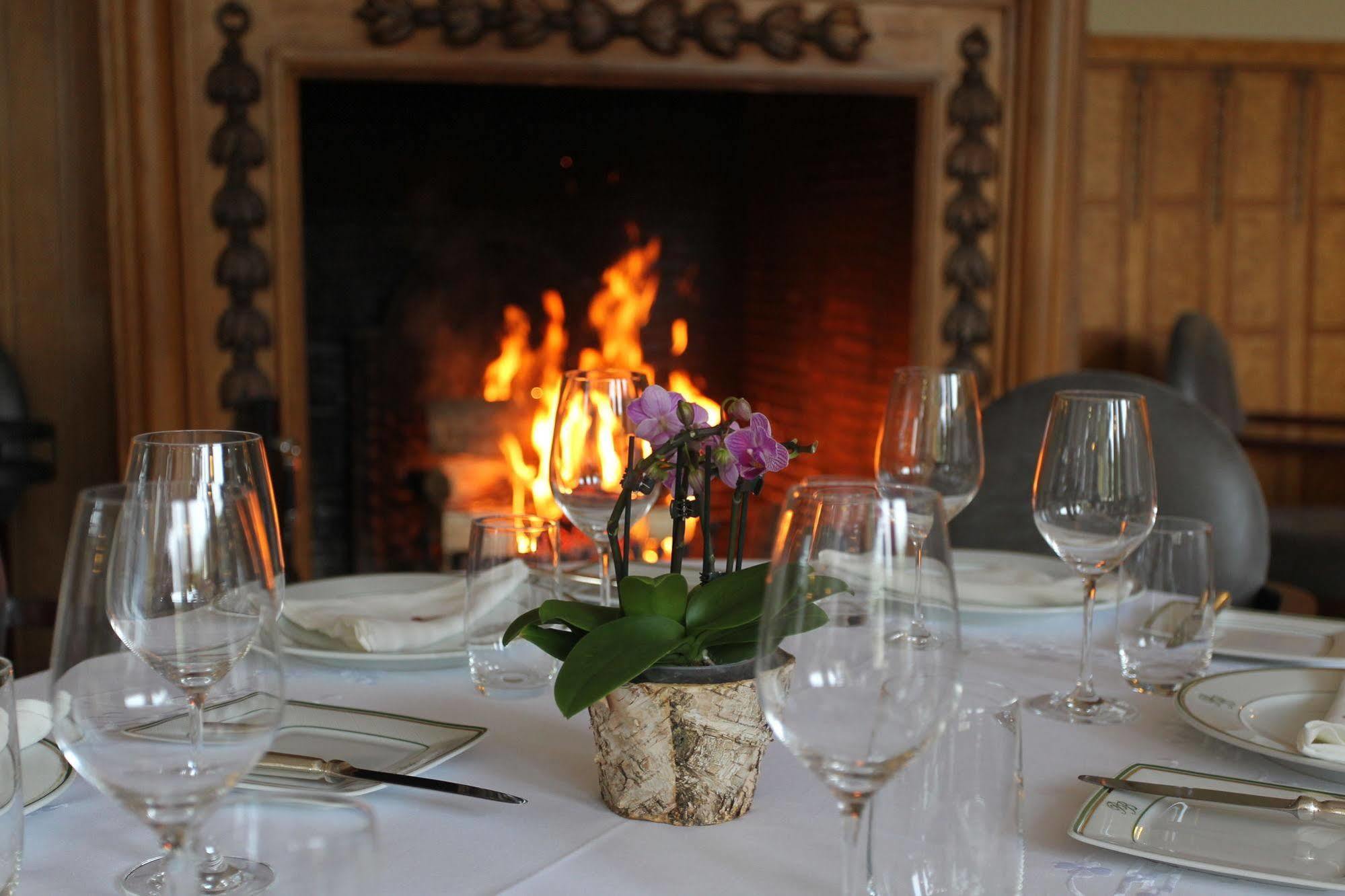 Hotellerie Du Bas-Breau Barbizon Bagian luar foto